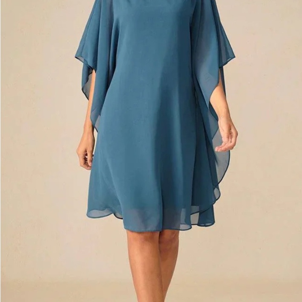 Elegant Blue Chiffon Dress